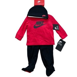 Nike 3- Piece set